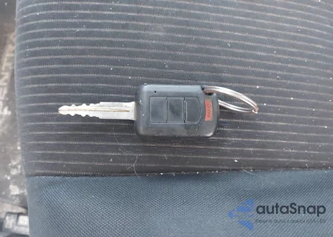 2017 Mitsubishi Lancer Es z USA, uszkodzony, nr VIN JA32U2FU5HU007628